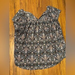 Lauren Conrad petite medium Floral Patterned Women's Top